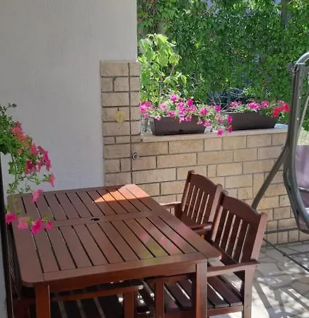 Ruzica Apartment Pula