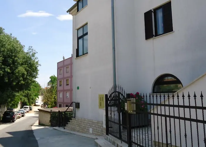 Ruzica Appartamento Pola
